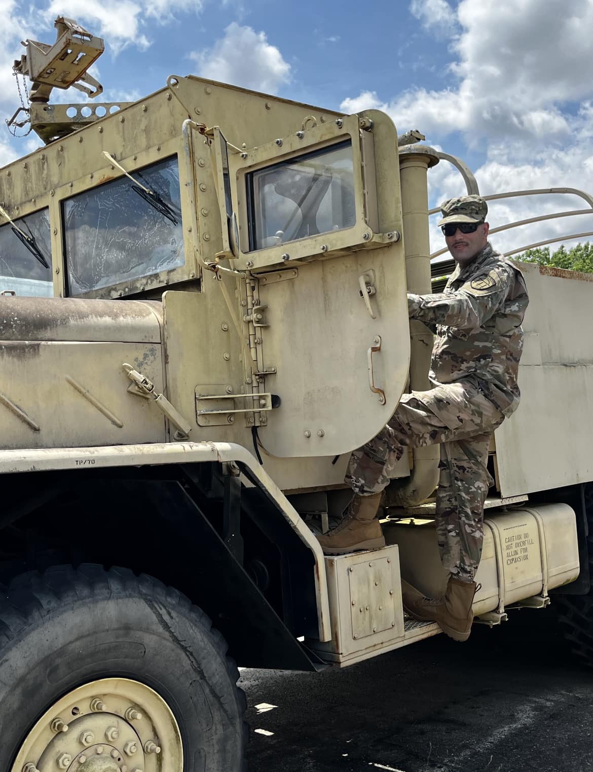 4th Brigade Spends Time Getting to Know The Ins & Outs of Army Trucks –  StateDefenseForce.com